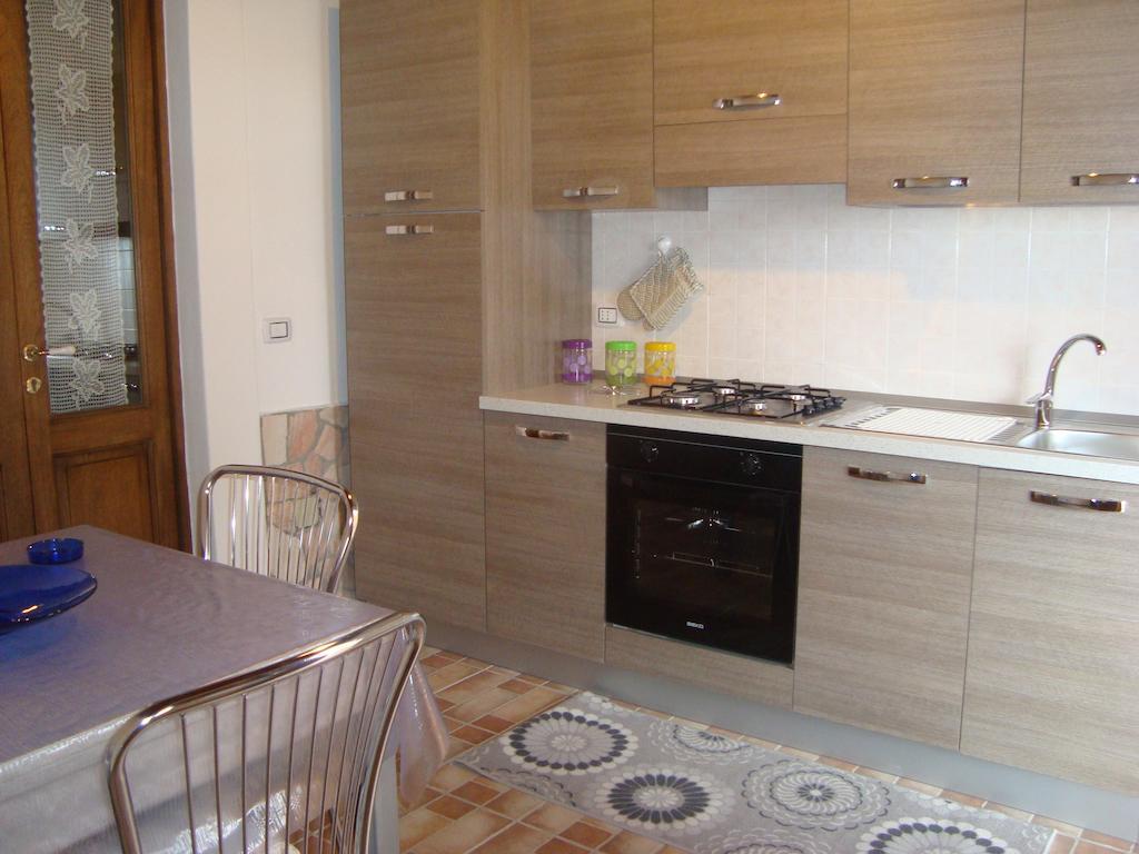 מאלפה Case Vacanze Villa Lory חדר תמונה